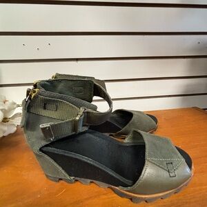 Sorel Joanie Olive Green Ankle Strap Wedge Sandals